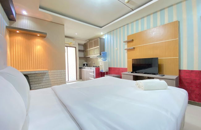 Spacious Studio Furnished Apartment At Gateway Ahmad Yani Cicadas Bandung - Photo 4