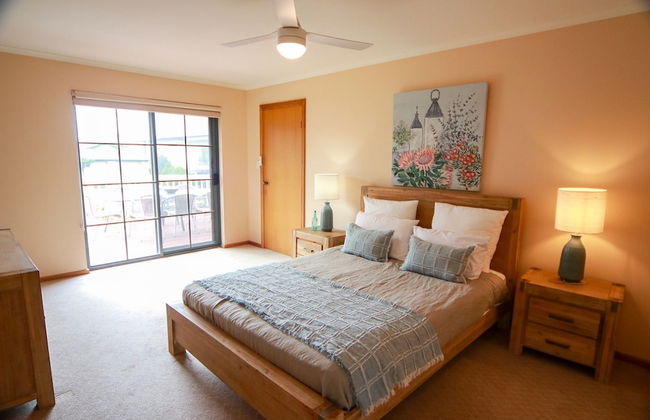 Encounter Bay Family Retreat Pets Welcome - Photo 4