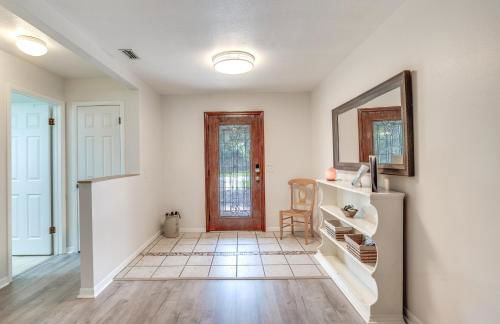 Heated Pool and 4-in-1 Grill Spring Hill Haven! - Foto 4