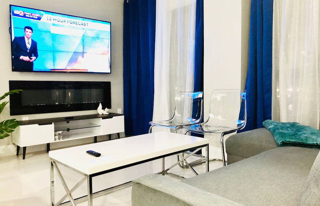 2701 · Luxury Lakefront Unit With Pool Views - Foto 13