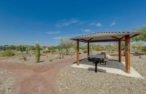 Resort Pools and More Perks! 55 and Goodyear Escape - Foto 29