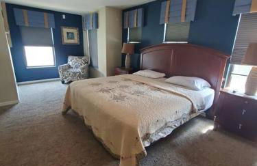 Spacious 5 bdrm 4 bth pool home, game room New Year special close to Disney, Epic Universe Spring Break Special - Foto 15