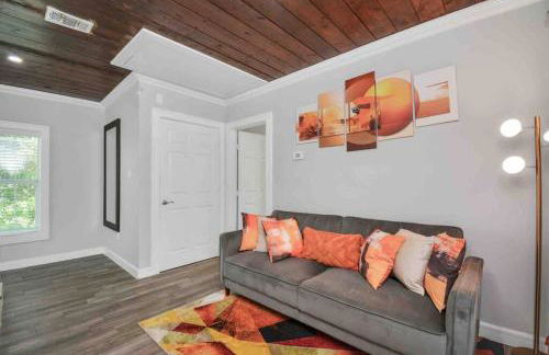 Central Yellow Gem: Cozy Views & Proximity - Foto 16