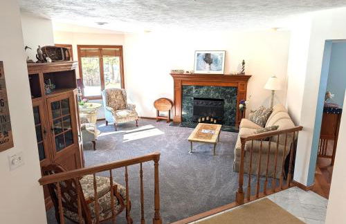 NEW! The Lighthouse - Cute, Large, and Lakefront! - Foto 42