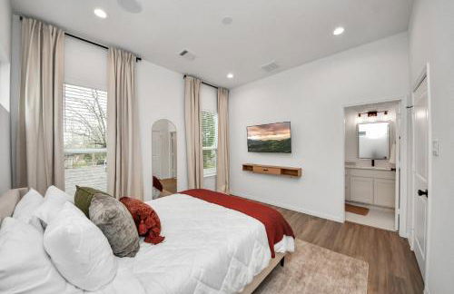 Houston Townhome NRG, Med Center, Downtown, Free Parking - Photo 20