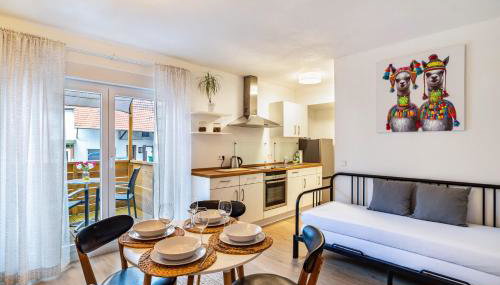 Aposto Apartments 1 - Photo 3