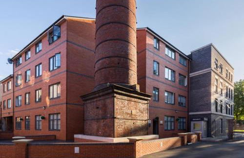 2 Beds Mint drive With Secure car Or Van Park w WiFi-Netflix No Deposit Required - Foto 30