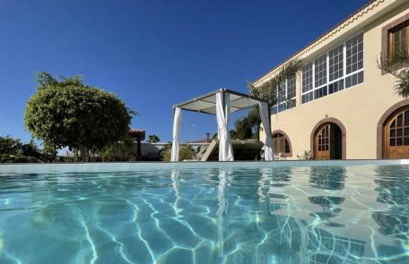 Private Villa with three separate apartments - Foto 40