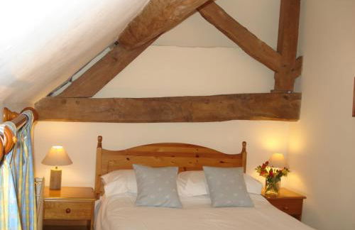 Fosbroke Cottage - Photo 5