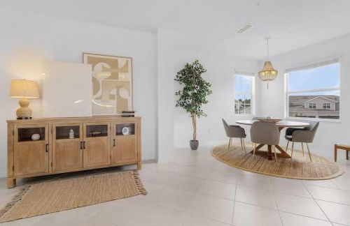 Babcock National Coach Crisp, Elegant and Serene - Foto 26