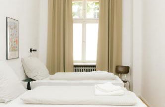 Spacious 3BR Apartment at Schillerkiez - Groups & Families - Foto 17