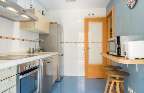 Ático con terraza y vistas, parking gratuito - Foto 34