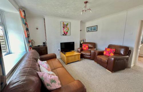 Charming Coastal Cottage Near Mumbles with Garden Pass the Keys - Foto 6