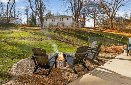 4BR Home with 4 Private Bathrooms 20 Min from Airport - Foto 2