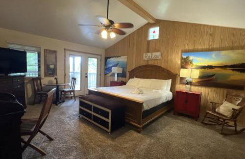 C21, Three bedroom, three bath log-sided, luxury Harbor North cottage with hot tub cottage - Foto 56