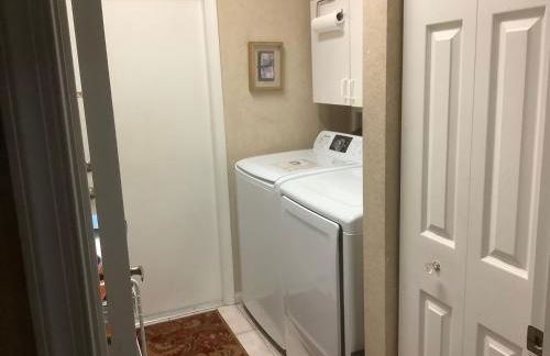 Beautiful furnished 3 BR home, pool, clubhouse access - if interested, please provide your name, contact info - Photo 30