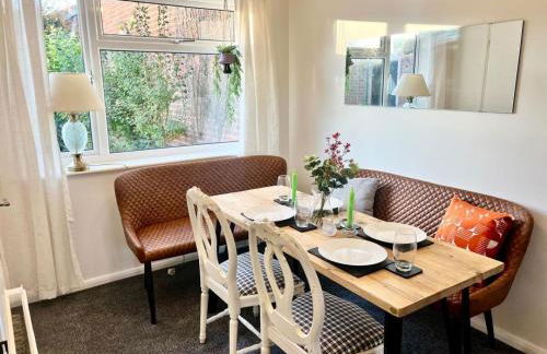 Families, Contractors - 3 Bedrooms - Garden - Fully equipped house - Foto 18