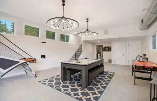 15 min to Boulder Rope Course Hot Tub & Views - Photo 37