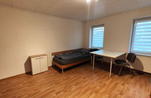 schöne 4-7 Bett FeWo in Staßfurt - Foto 3