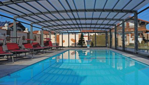 Quaint Holiday Home in Feldwies near Ski Area - Foto 2