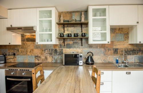 Deluxe Rustic Charlestown Themed Apartment - Foto 10