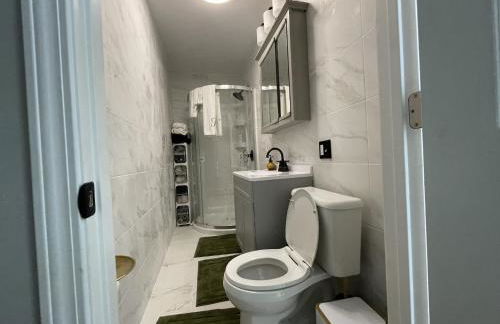 Charming 1-bdrm Apt close to all - Photo 21