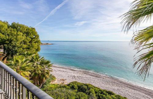 Villa Leandro, First Line Villa with amazing sea views and private access to the sea! - Photo 4