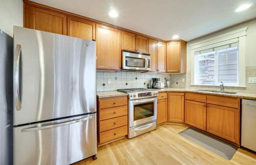 Central to Everything! Prime Seattle Townhome - Foto 11