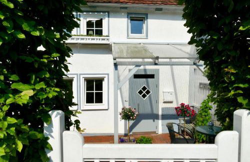 Ferienhaus "Landhaus Am Hirtzborn" - Foto 1