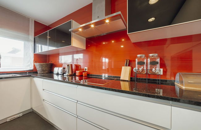 Pool Cinema Villa by Vacationy - Foto 47