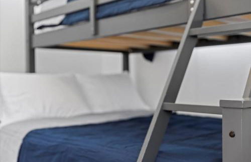 Cozy Home with Game Room and Fire Pit - Foto 20