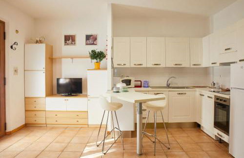 Conero - Parking & AC by Host Hero - Foto 1