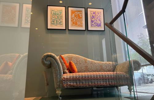 Modern self-contained Ground and Basement studios - Foto 4