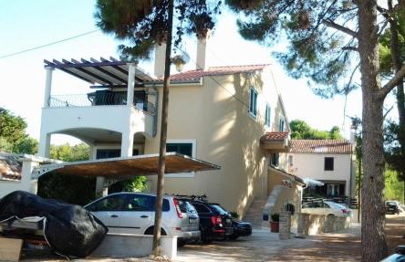 Apartments by the sea Verunic, Dugi otok - 8103 - Foto 9