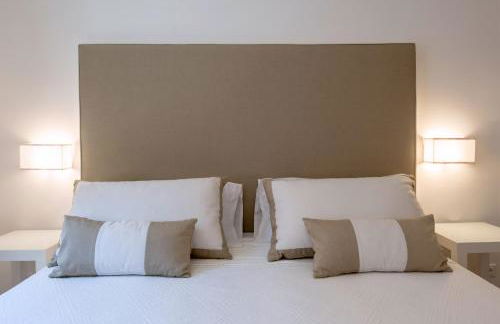 Solymar Apartments - Photo 9