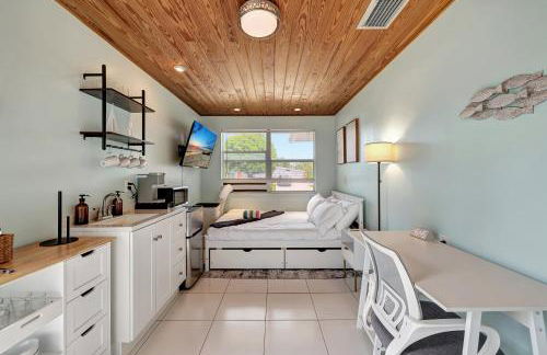 Coastal Retreat Near Downtown Stuart - Photo 22