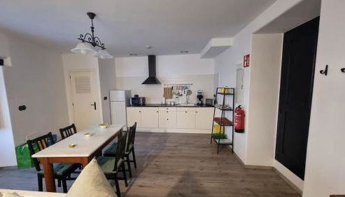 Precioso apartamento con patio centro de Castropol - Foto 2