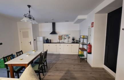 Precioso apartamento con patio centro de Castropol - Foto 2