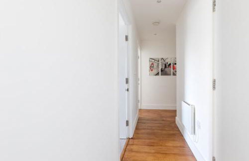 Luxury 2-bed Flat, Parking Near Tube and Emirates - Foto 30