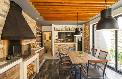 Villa Dolores Apartments - Photo 28