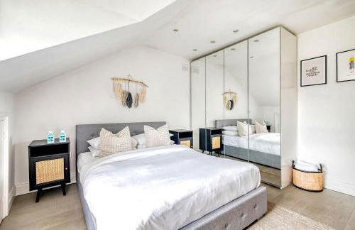 The Luxury 'Treehouse' - One bed Little Venice - Photo 5