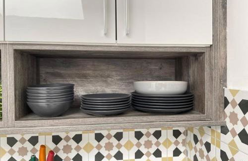 Exclusive 1 and 2 Bedroom Flats only 0,5 miles aw - Foto 37