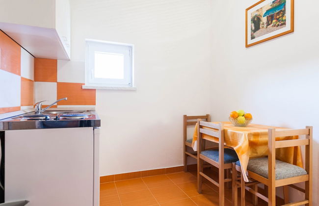 Cozy Apartments in Zadar With Sea and Mountain Views - Foto 24