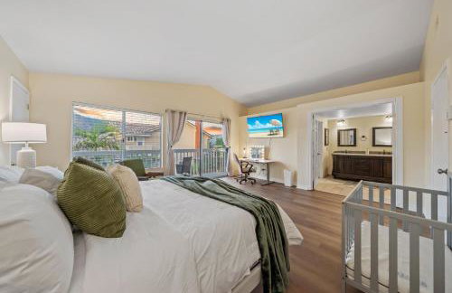 Entire Private Home with 4 Bedrooms, Pool, Hot Tub, King Bed, Garage, Available Now - Foto 53