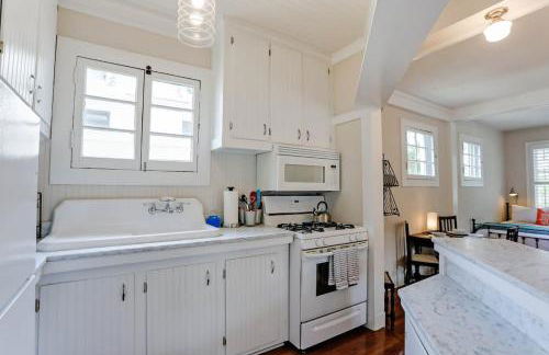 Carriage House at Forsyth 30 Night Minimum - Foto 16