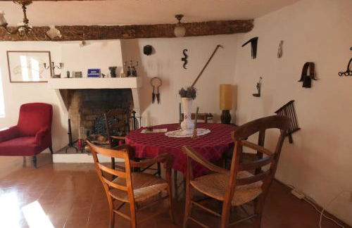Le Baguier, maison de caractère dans hameau typique provençal - Foto 17
