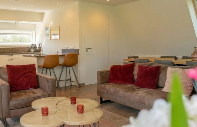 6 bedroom House in Biddinghuizen with swimming pool and terrace - Photo 6