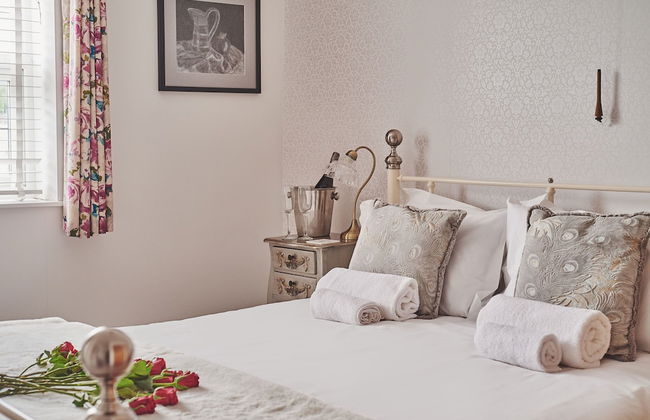 Oakey Cottage - Photo 4