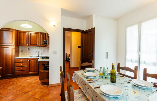 3 bedroom Apartment in Diano Castello with swimming pool and garden - Photo 12