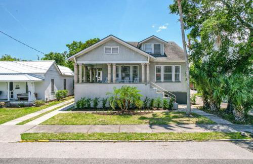 Old Mission Manor - Chic 2br 1ba Apartment - Sleeps 6 - Pool Table - 15 Min Walk to Downtown - Foto 5